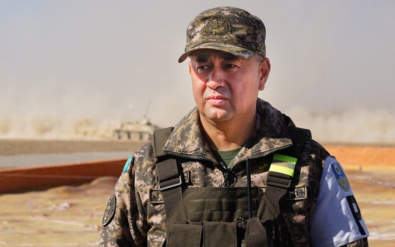 главнокомандующим Сухопутными войсками ВС РК генерал-майором Мереке Кучекбаев главнокомандующим Сухопутными войсками ВС РК генерал-майором Мереке Кучекбаев
