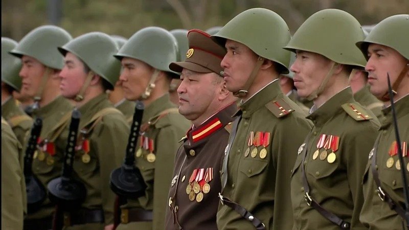 Құрмет һәм тарихты сақтау: Астанадағы әскери парад қалай өтті Құрмет һәм тарихты сақтау: Астанадағы әскери парад қалай өтті