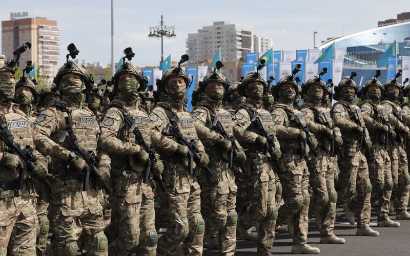Жеңістің 80 жылдығына арналған әскери парад қалай өтті Жеңістің 80 жылдығына арналған әскери парад қалай өтті