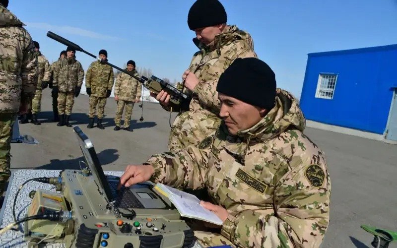 Құрмет һәм тарихты сақтау: Астанадағы әскери парад қалай өтті Құрмет һәм тарихты сақтау: Астанадағы әскери парад қалай өтті