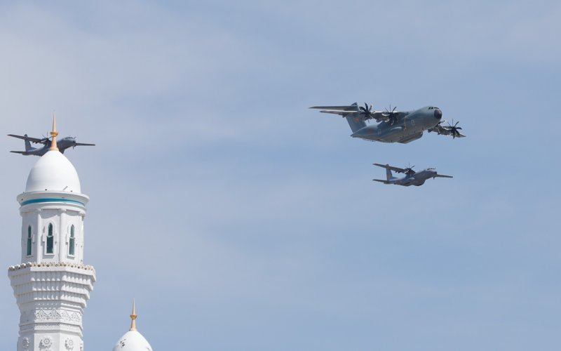 Жеңістің 80 жылдығына арналған әскери парад қалай өтті Жеңістің 80 жылдығына арналған әскери парад қалай өтті