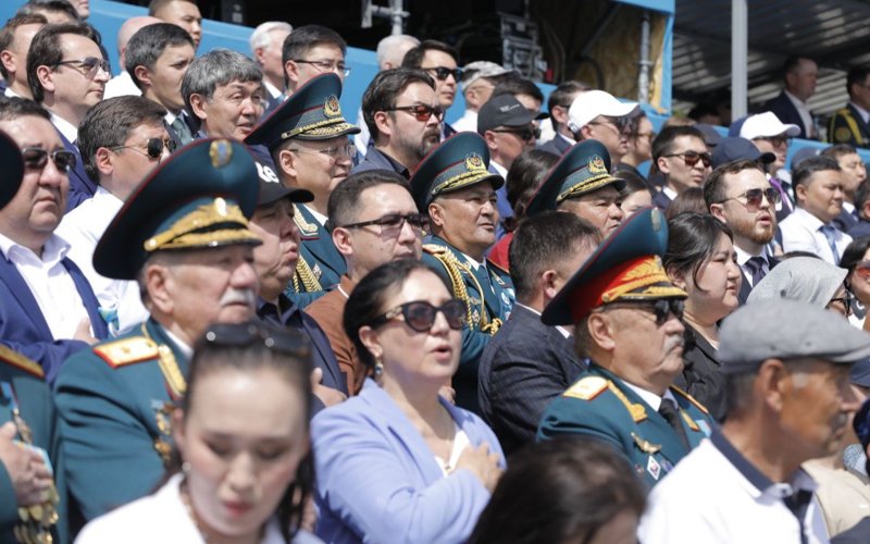 парад в Астане парад в Астане