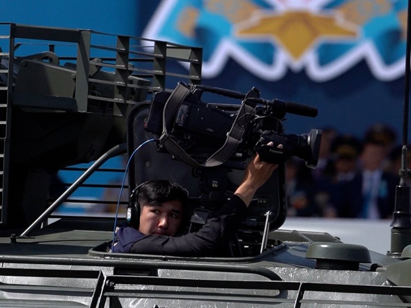 Закулисье съемок парада: дроны, Go Pro и экстремальные репортажи от ТРК Президента и Jibek Joly Закулисье съемок парада: дроны, Go Pro и экстремальные репортажи от ТРК Президента и Jibek Joly