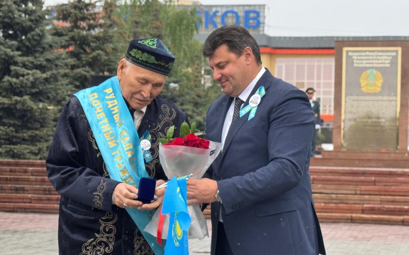 Как прошло открытие монумента государственных символов в Рудном Как прошло открытие монумента государственных символов в Рудном