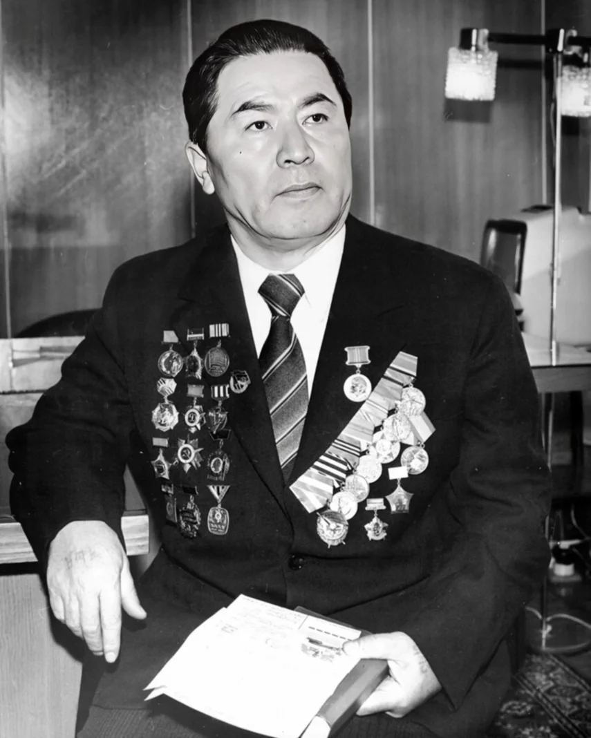 Рақымжан ҚОШҚАРБАЕВ