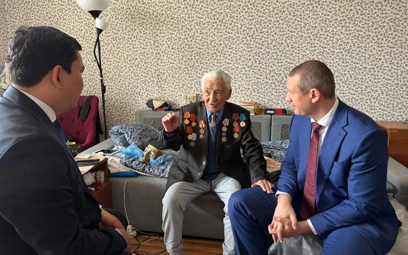 Астана әкімдігі кеше әскери шеруге кіре алмаған тыл ардагерінен кешірім сұрады 