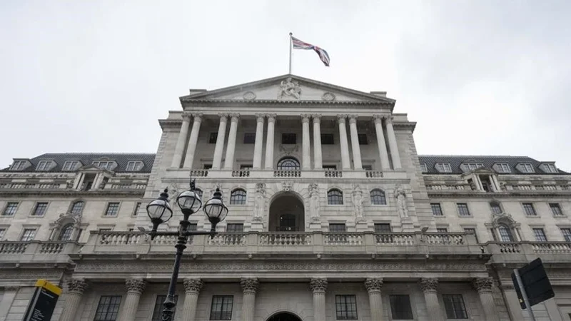 Bank of England cuts interest rate to 4.25%, signals trade uncertainty risks
