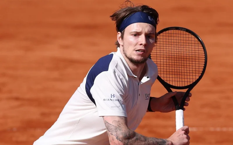 Aleksandr Býblık Rım masters týrnıriniń ekinshi aınalymyna ótti 