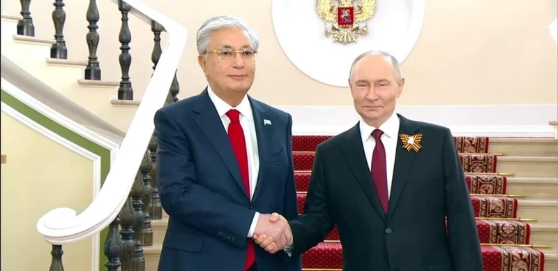 Қасым-Жомарт Тоқаевты Ресей Президенті Владимир Путин Кремльде қарсы алды