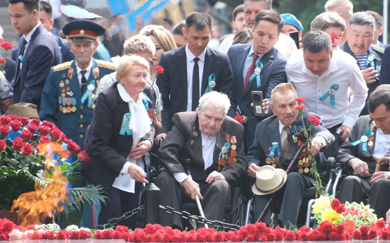 Almatyda Jeńistiń 80 jyldyǵy atalyp ótti