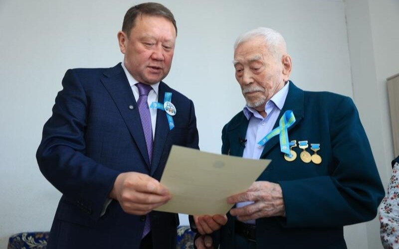 Касымхан Алдабергенов Касымхан Алдабергенов