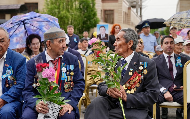 Шымкент отметил 80-летие Победы: память, фотографии и песни военных лет Шымкент отметил 80-летие Победы: память, фотографии и песни военных лет