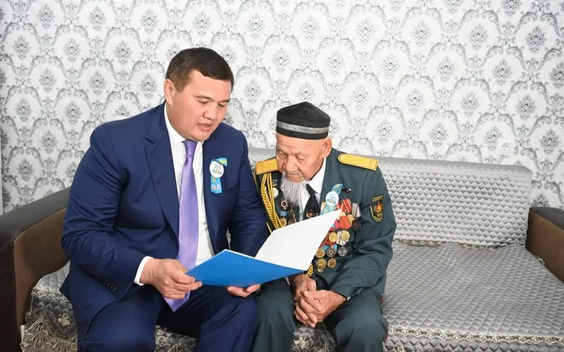 Qyzylordada 103 jastaǵy soǵys ardageri qurmetke bólendi