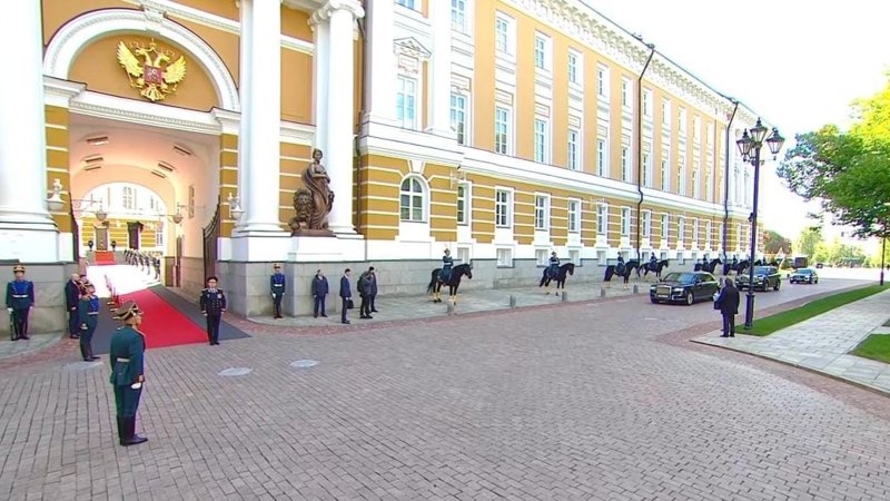 Касым-Жомарт Токаев прибыл в Кремль Касым-Жомарт Токаев прибыл в Кремль
