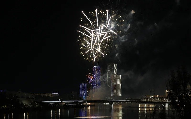 Astana celebrates 80th Victory anniversary with spectacular fireworks show Astana celebrates 80th Victory anniversary with spectacular fireworks show