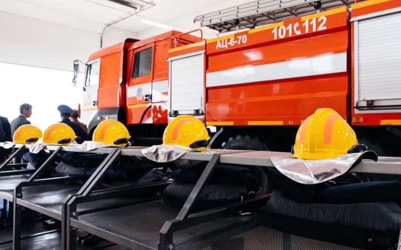 Atyraýdyń Reseımen shekarasyndaǵy Bókeıhan aýylynda órt sóndirý deposy ashyldy Atyraýdyń Reseımen shekarasyndaǵy Bókeıhan aýylynda órt sóndirý deposy ashyldy