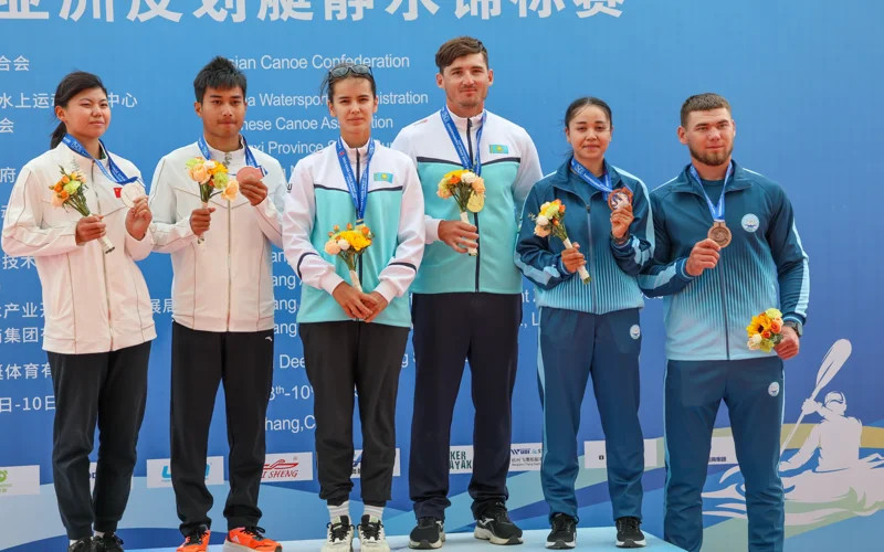 Казахстан завершил ЧА по гребле на байдарках и каноэ с четырьмя золотыми медалями