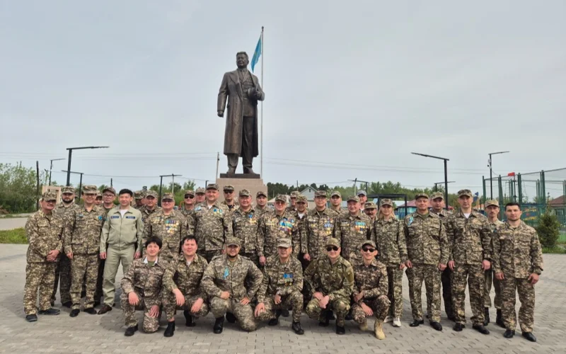 В Акколе почтили память первого министра обороны Казахстана