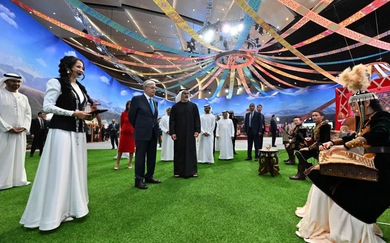Kassym-Jomart Tokayev and Sheikh Khaled bin Mohamed bin Zayed Al Nahyan visit Ethnouyal exhibition Kassym-Jomart Tokayev and Sheikh Khaled bin Mohamed bin Zayed Al Nahyan visit Ethnouyal exhibition