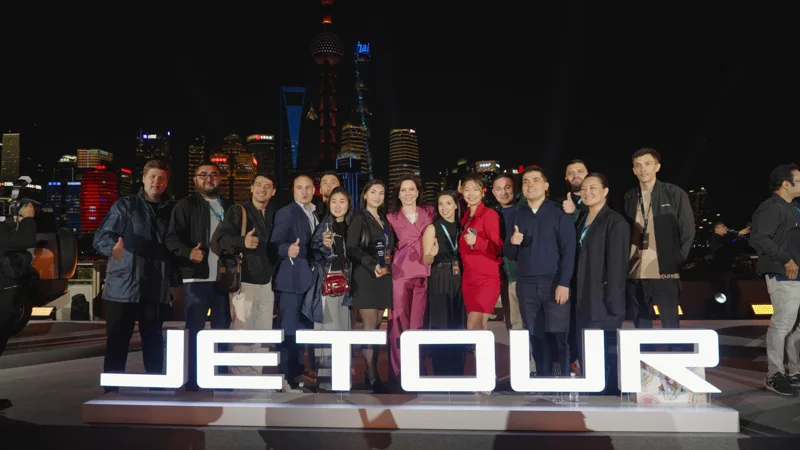 Jetour Qazaqstan удостоен высшей награды на дистрибуторской конференции в Шанхае