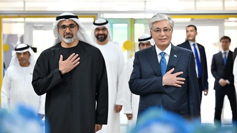 Kazakh President and Crown Prince of Abu Dhabi visit Astana school Kazakh President and Crown Prince of Abu Dhabi visit Astana school