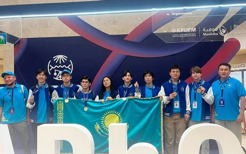 Kazakh students secure 8 Medals at Asian Physics Olympiad