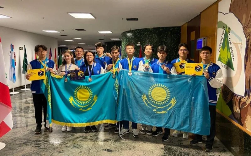 Qazaqstandyq jas hımıkter Mendeleev olımpıadasynda 11 medal jeńip aldy
