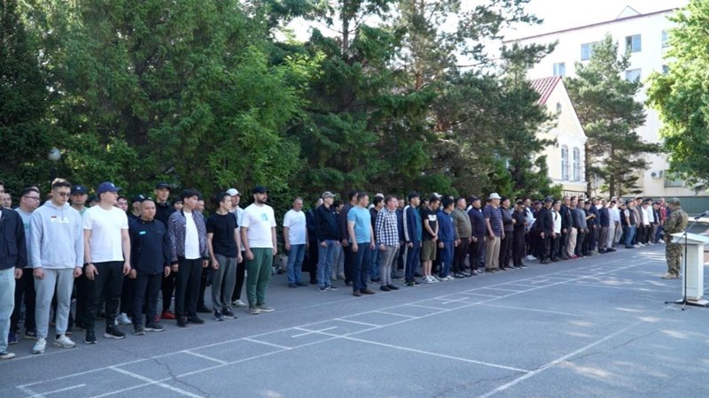 Воинские сборы офицеров и сержантов запаса стартовали в Астане Воинские сборы офицеров и сержантов запаса стартовали в Астане