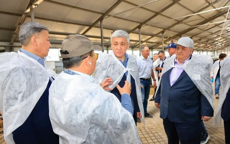 В Карагандинской области открыли современную молочно-товарную ферму В Карагандинской области открыли современную молочно-товарную ферму