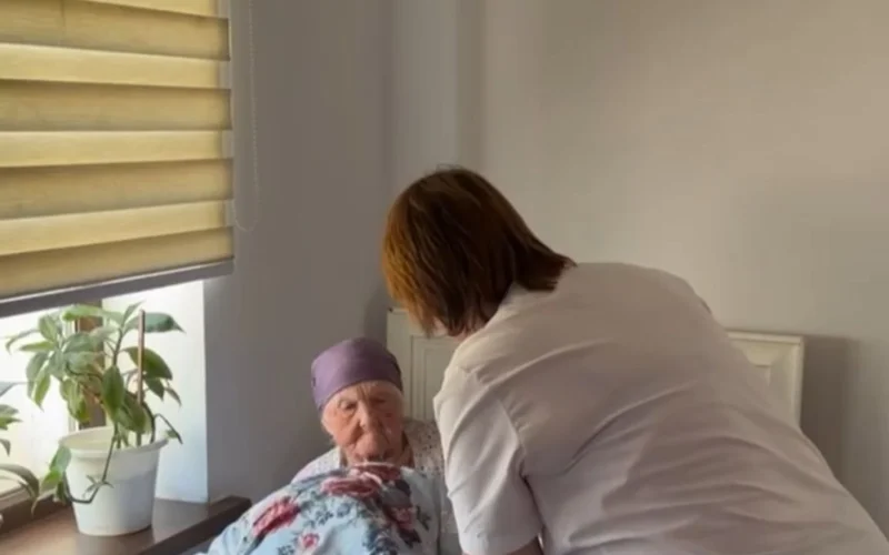 Труженицу тыла из Шымкента перевели в дом престарелых