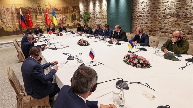 Erdogan predlagaet ploşadký dlıa prıamyh peregovorov mejdý Moskvoı ı Kıevom l