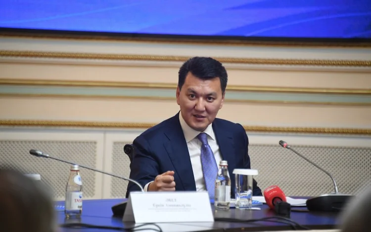 Ерлан Карин