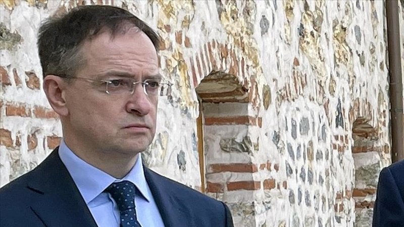 Прямые переговоры между Россией и Украиной начались в Стамбуле Прямые переговоры между Россией и Украиной начались в Стамбуле