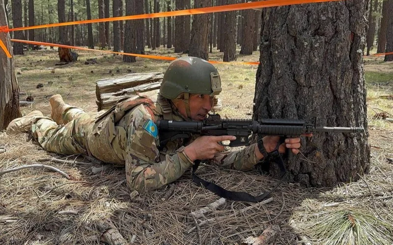 Военнослужащий Вооруженных сил Казахстана установил рекорд на конкурсе в США