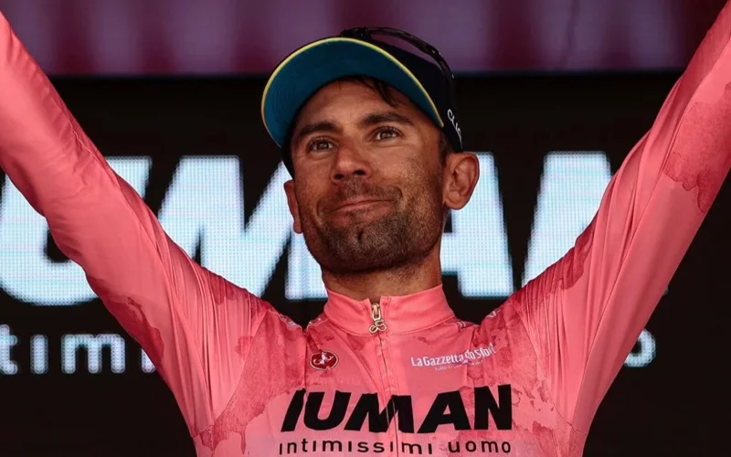 Посвящается Президенту: гонщик «Астаны» стал лидером общего зачета «Джиро д’Италия»