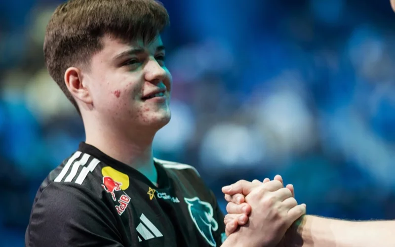  Данил «Molodoy» Голубенко 