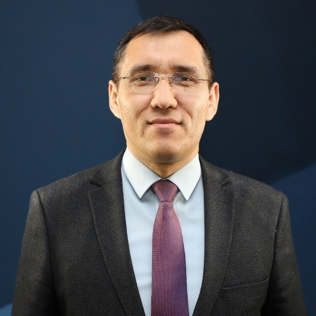 Жанат Момынқұлов Жанат Момынқұлов