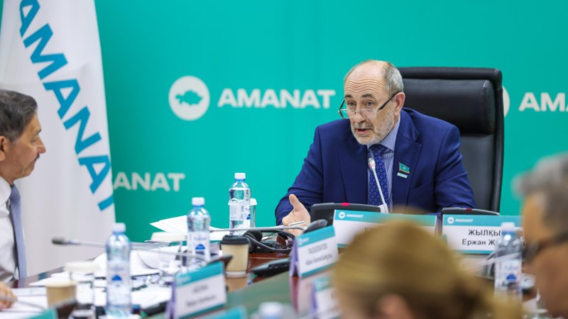 Елде 705 ауыл мен 18 қала таза ауыз сусыз отыр Елде 705 ауыл мен 18 қала таза ауыз сусыз отыр