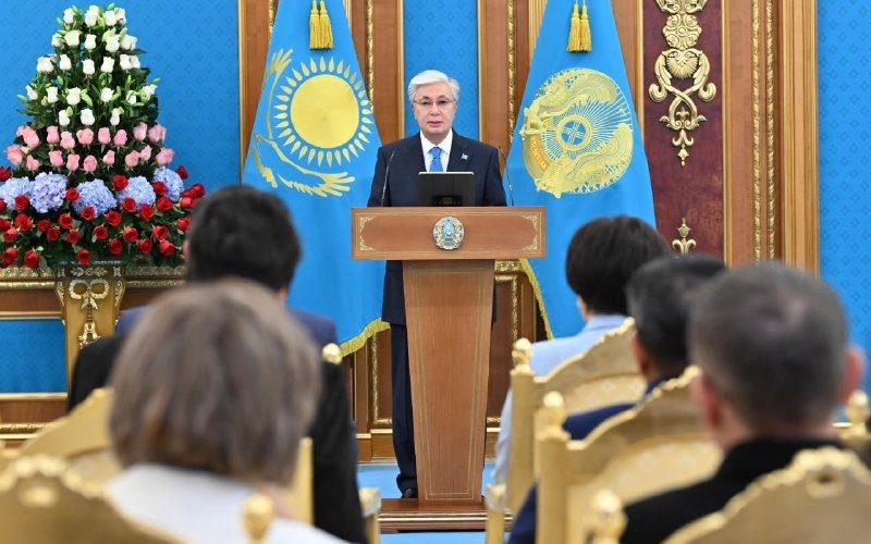 Президент: Біз – Ұлы далада тамыр жайған бірегей мәдениеттің заңды мұрагеріміз Президент: Біз – Ұлы далада тамыр жайған бірегей мәдениеттің заңды мұрагеріміз
