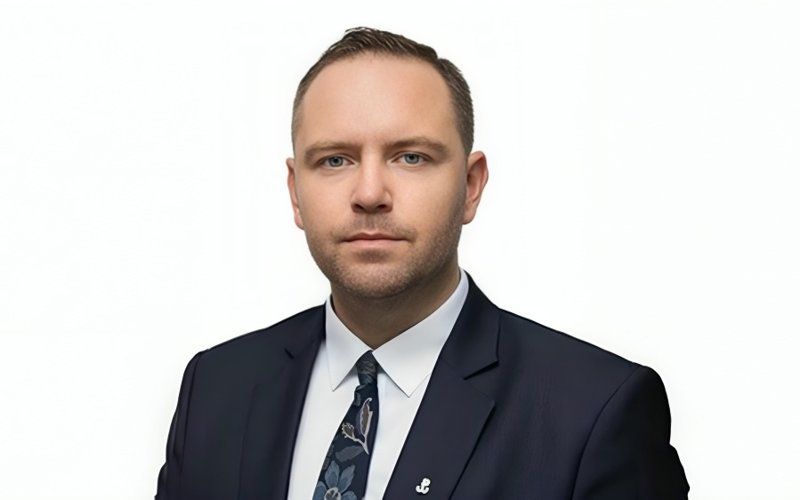 Навроцкий Навроцкий