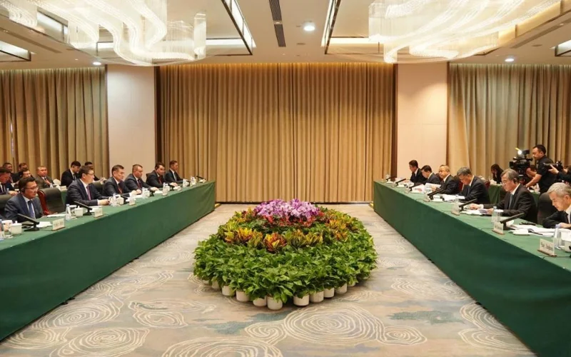 东哈州州长访问中国阿勒泰 提议共同建设跨境旅游新通道