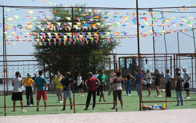  Более 200 пришкольных лагерей откроют в Алматы