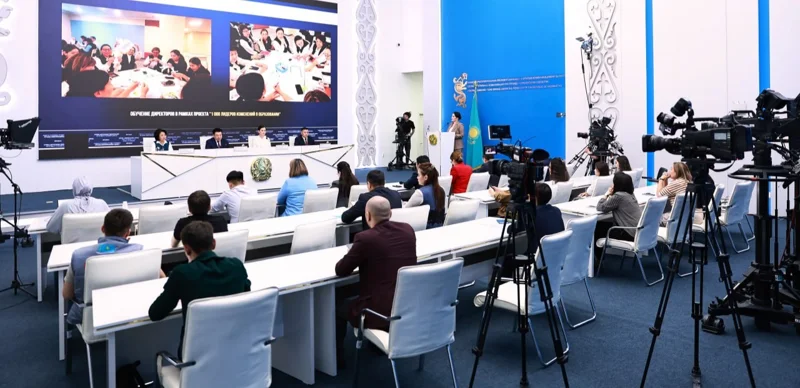Ǵanı Beısembaev jaıly mektepterdi «Keleshek mektepteri» dep ataýdy usyndy 
