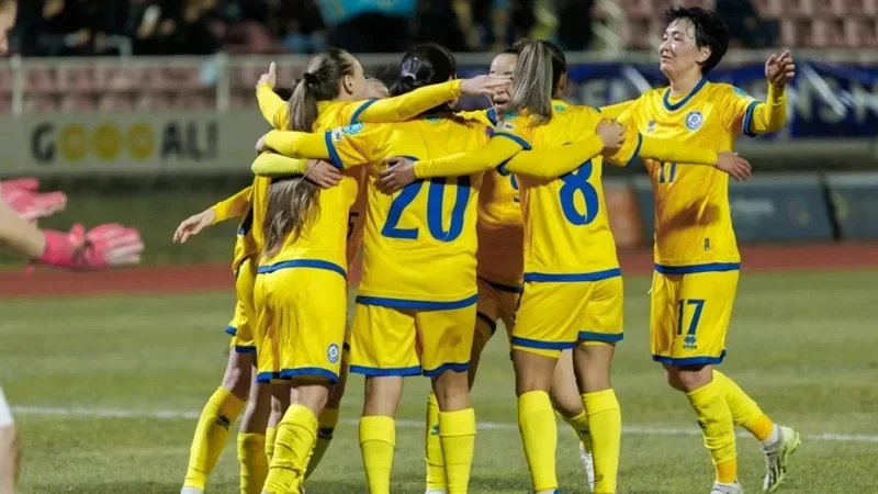 қыздар футбол әйел құрамасы