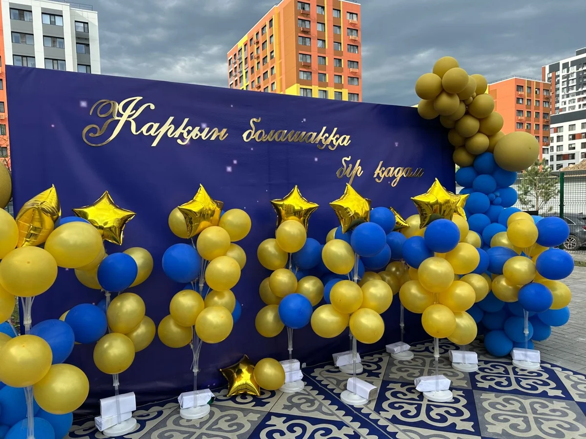 Триумф бал в Астане: первый выпускной прошел в столичной школе