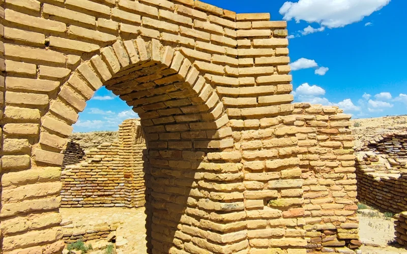 qaýym, zırat