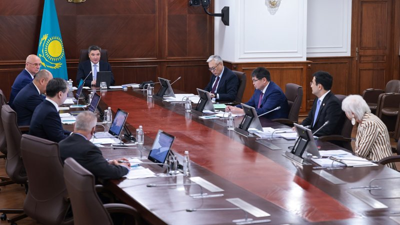 Infraqurylymdyq jobalardy ınvestıtsııalaýǵa «Báıterek» holdınginen 8 trln teńge bólindi Infraqurylymdyq jobalardy ınvestıtsııalaýǵa «Báıterek» holdınginen 8 trln teńge bólindi