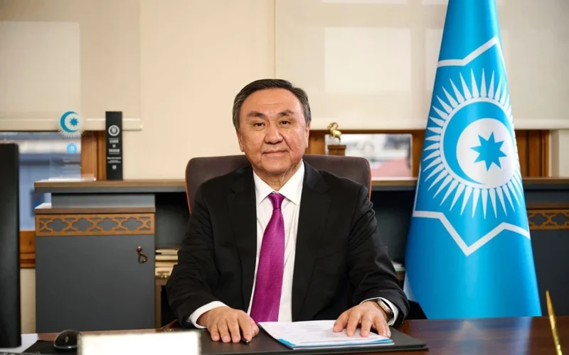 Кубаничбек Омуралиев