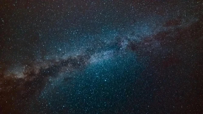 最新天文观测发现稳定棒状结构星系 可追溯至宇宙大爆炸后26亿年