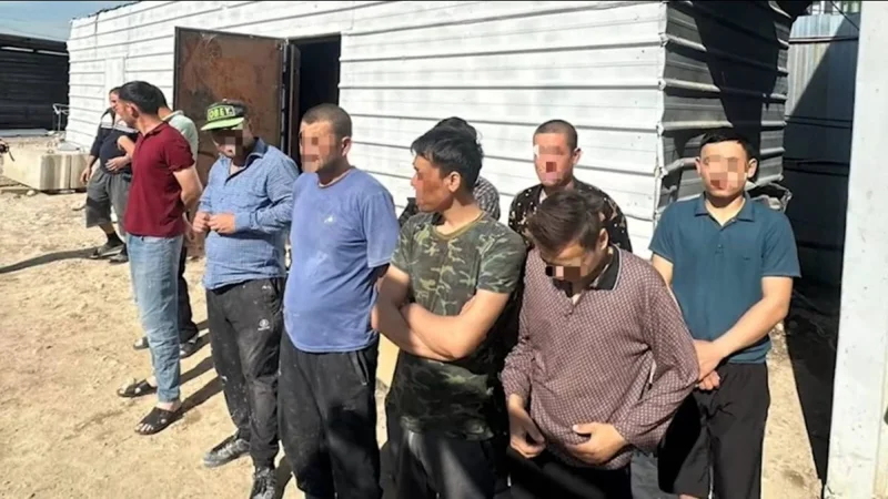 рабочие на стройке